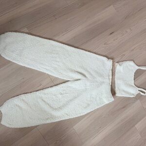 SKIMS Cozy Tank Top and Jogger Set in Bone